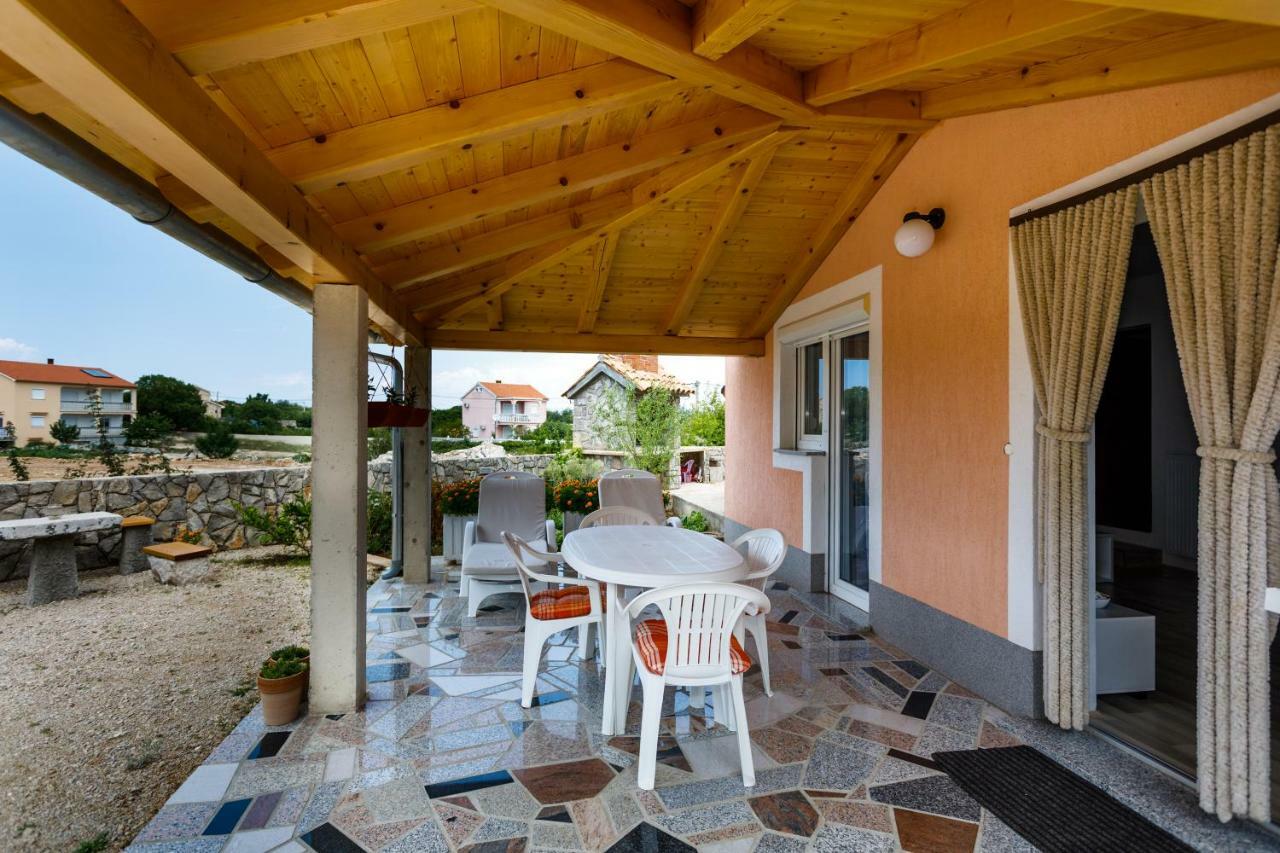 Apartman Dobrila Vrh  Exterior photo